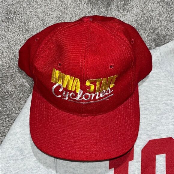 s-l400.jpg 2-Vintage ISU Iowa State Cyclones Retro Red Retro Snapback Cap Hat Sweatshirt XL